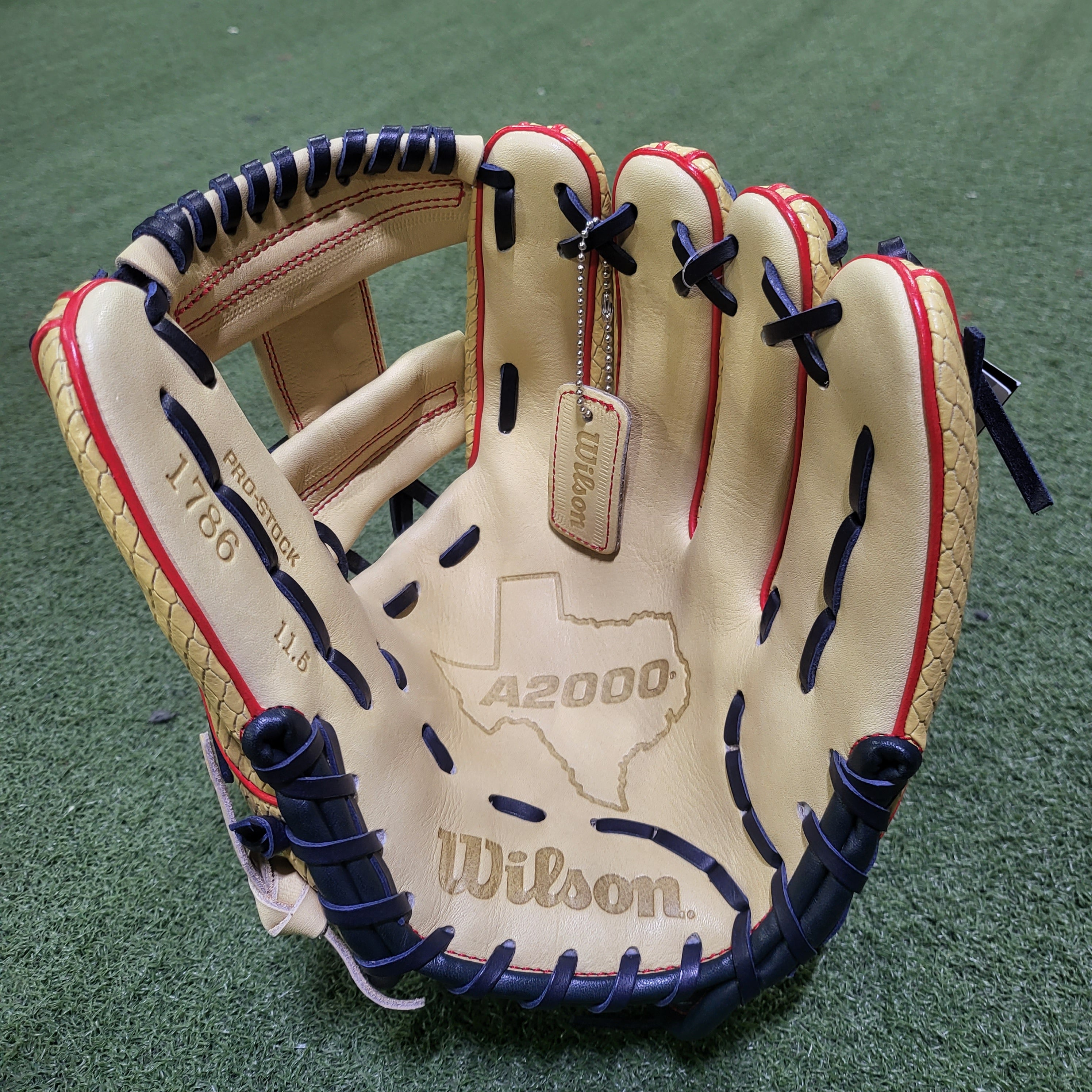 Wilson A2000 1785SS 11.75 Infield Baseball Glove