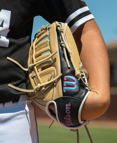 WILSON 2027 A700® 12” OUTFIELD BASEBALL GLOVE