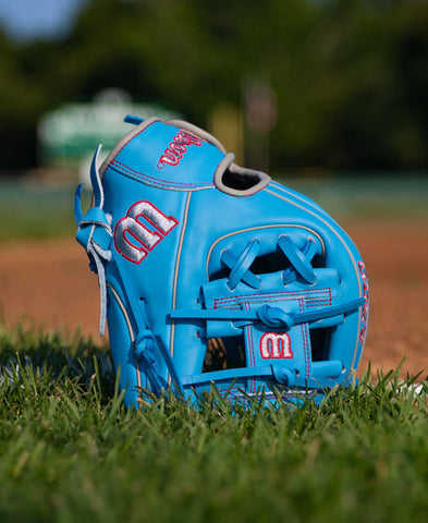 WILSON 2027 A900® 11.25” INFIELD BASEBALL GLOVE