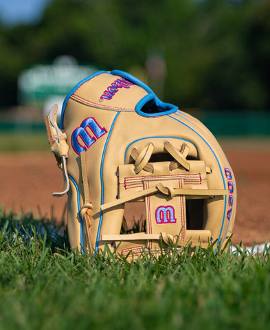 WILSON 2027 A900® 11.5” INFIELD BASEBALL GLOVE