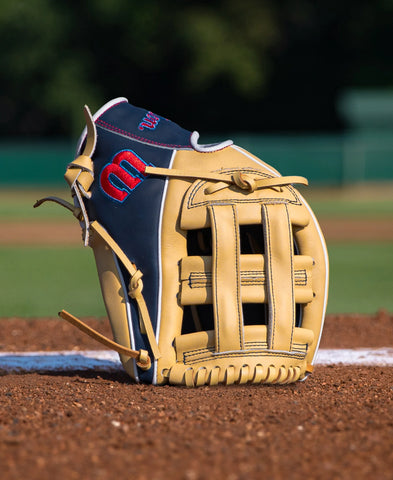 WILSON 2027 A900® 12” UTILITY BASEBALL GLOVE
