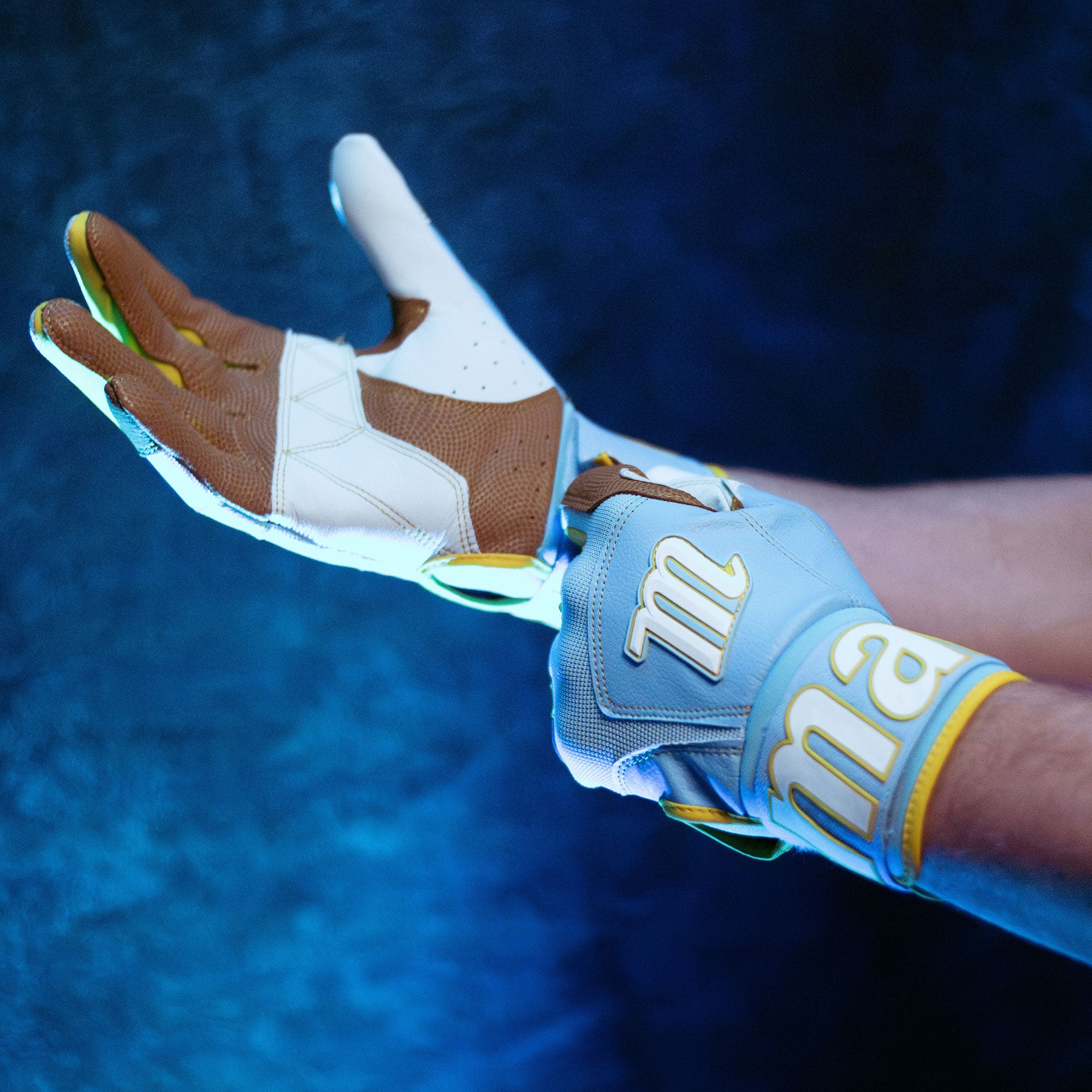 MARUCCI BLACKSMITH V2 FULL WRAP YOUTH BATTING GLOVES