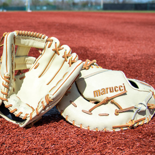 MARUCCI ASCENSION SERIES 230C1 33.00" SOLID WEB CATCHER'S MITT