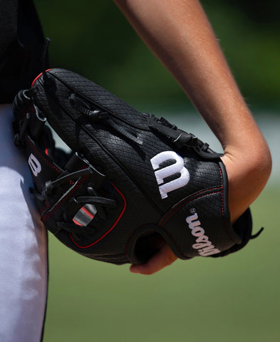 WILSON 2027 A1000® 1975SS 11.75” INFIELD BASEBALL GLOVE
