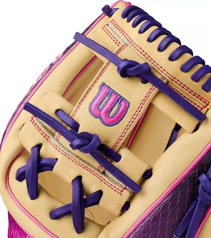 2027 WILSON A2000® 1720SS 11.5” LEADOFF COLLECTION INFIELD BASEBALL GLOVE
