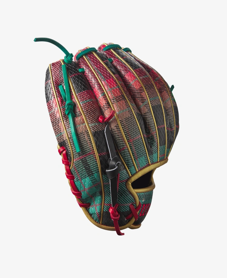 WILSON 2024 CHRISTMAS PLAID A2000 1786SS 11.5” INFIELD BASEBALL GLOVE