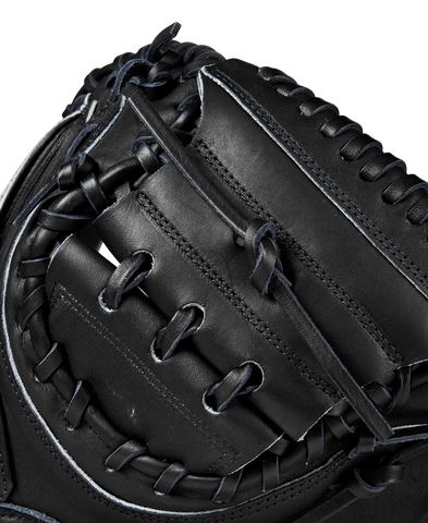 WILSON 2024 BASEBALL CLASSICS SERIES A2000 M23 33.5” BASEBALL CATCHER'S MITT