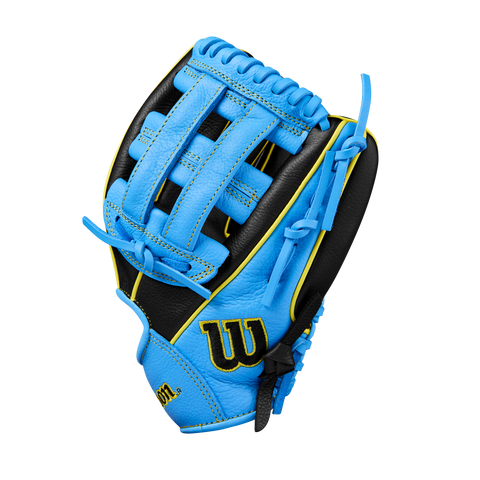 WILSON 2025 A500 10.5" UTILITY BASEBALL GLOVE