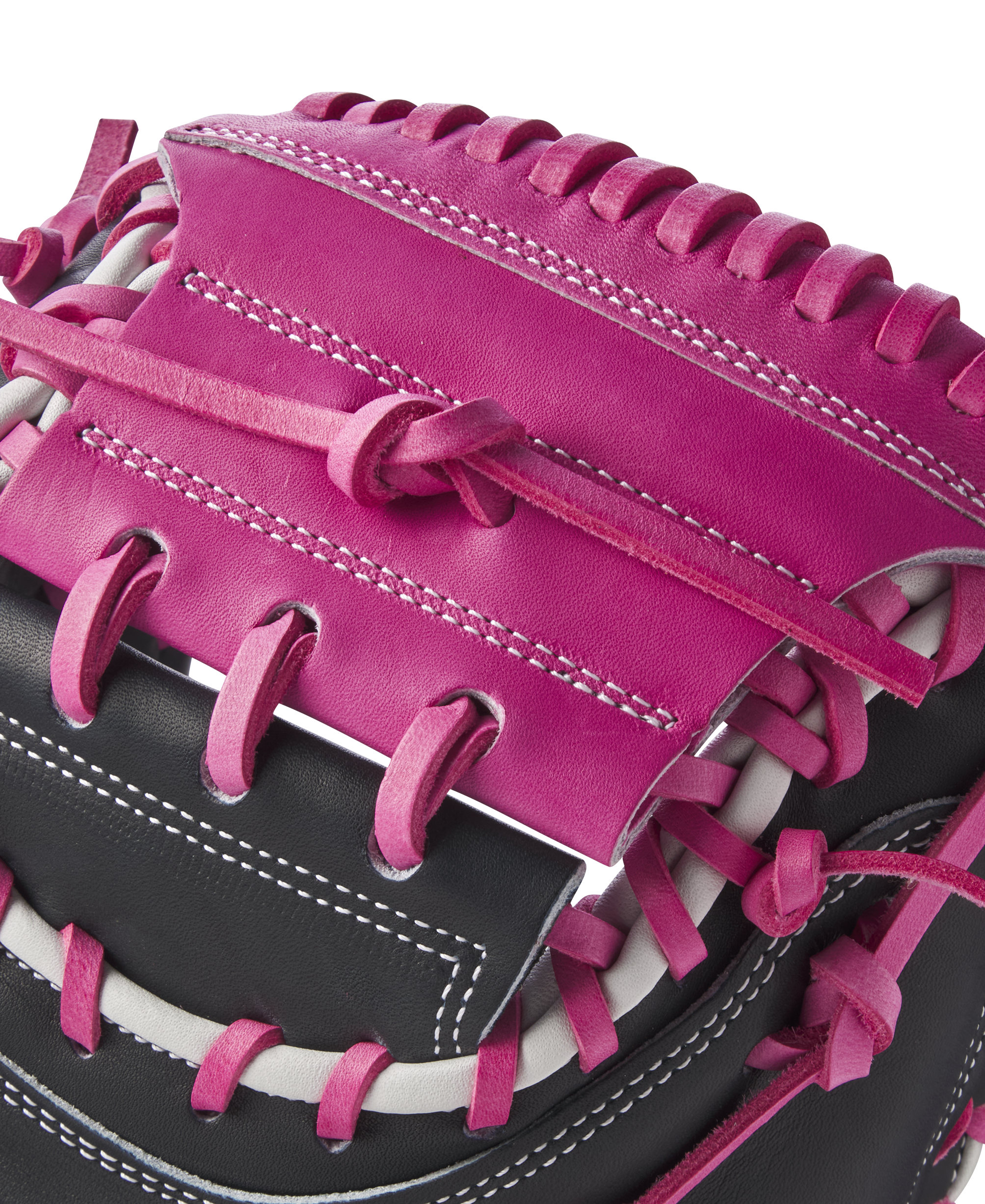 WILSON FALL 2024 A2K® M23 33.5” BASEBALL CATCHER'S MITT