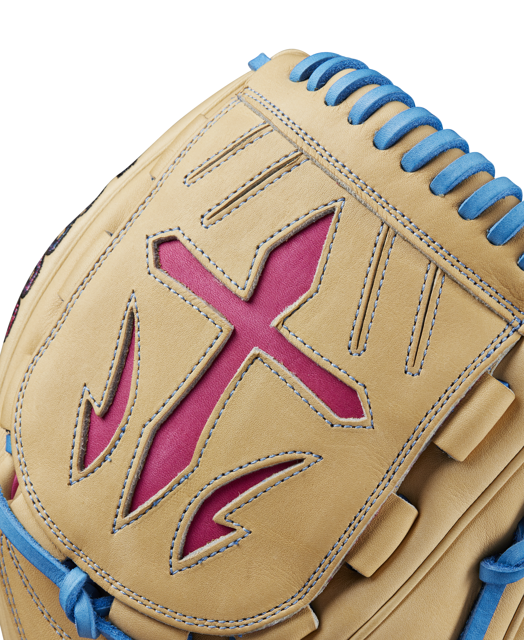 WILSON A2000 B23 BASEBALL GLOVE- GLOVE OF THE MONTH AUGUST 2024