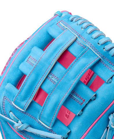 WILSON FALL 2025 ELLY DE LA CRUZ A2000® EDLC44 GM 12” INFIELD BASEBALL GLOVE