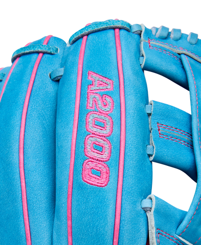 WILSON FALL 2025 ELLY DE LA CRUZ A2000® EDLC44 GM 12” INFIELD BASEBALL GLOVE