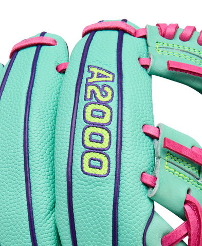 WILSON FALL 2025 A2000® DP15SS 11.5” INFIELD BASEBALL GLOVE