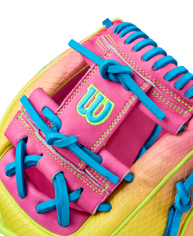 WILSON FALL 2025 A2000® 1786SS 11.5” INFIELD BASEBALL GLOVE