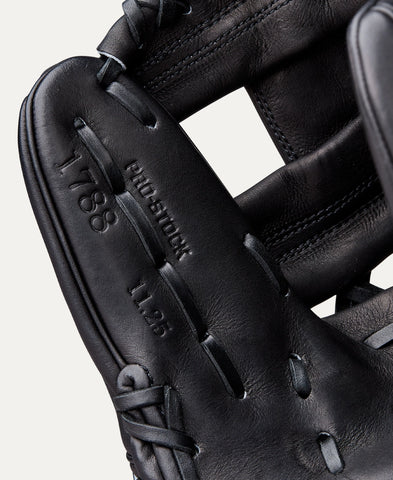 WILSON 2026 A2000® CLASSIC SERIES 1788 11.25” INFIELD BASEBALL GLOVE