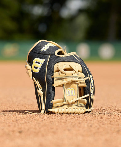 WILSON 2026 A2000® CLASSIC SERIES 1786 11.5” INFIELD BASEBALL GLOVE