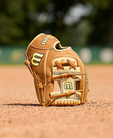 WILSON 2026 A2000® CLASSIC SERIES 1786 11.5” INFIELD BASEBALL GLOVE