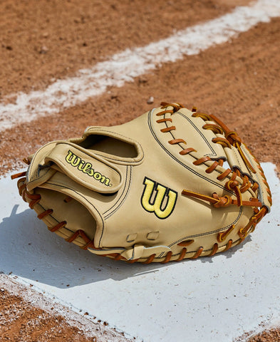 WILSON 2026 A2000® CLASSIC SERIES PF33 33” BASEBALL CATCHER'S MITT