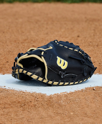 WILSON 2026 A2000® CLASSIC SERIES 1734 34” CATCHER'S MITT