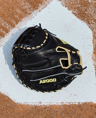 WILSON 2026 A2000® CLASSIC SERIES 1734 34” CATCHER'S MITT