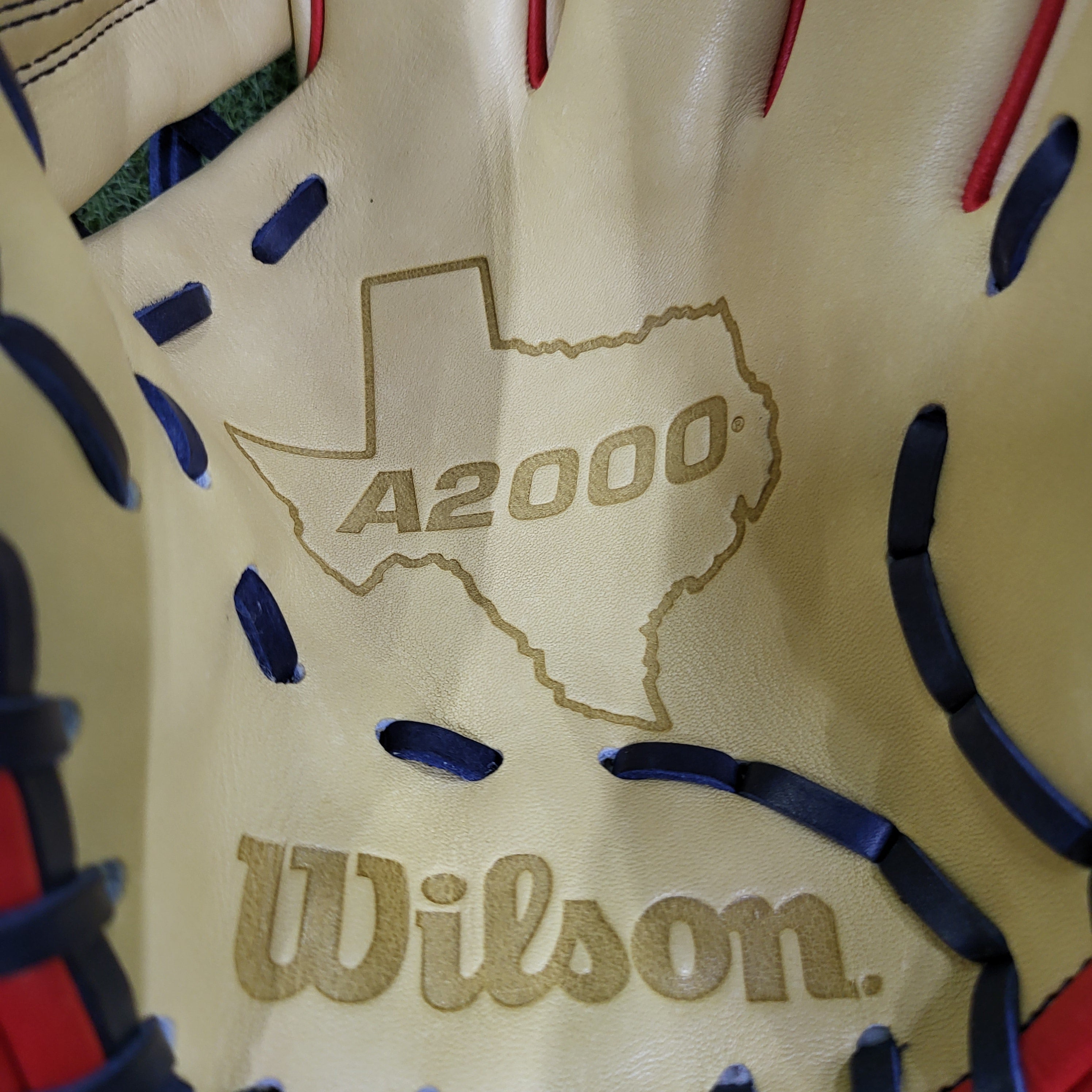 WILSON 2024 A2000 11.5" 1786 TEXAS EXCLUSIVE BASEBALL GLOVE