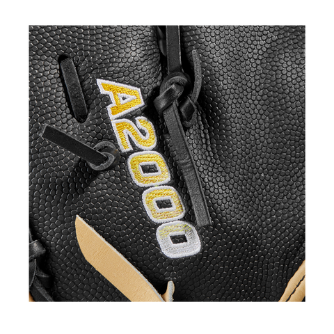WILSON 2023 A2000® 1679SS 12.5” BASEBALL FIRST BASE MITT