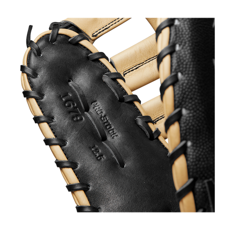 WILSON 2023 A2000® 1679SS 12.5” BASEBALL FIRST BASE MITT